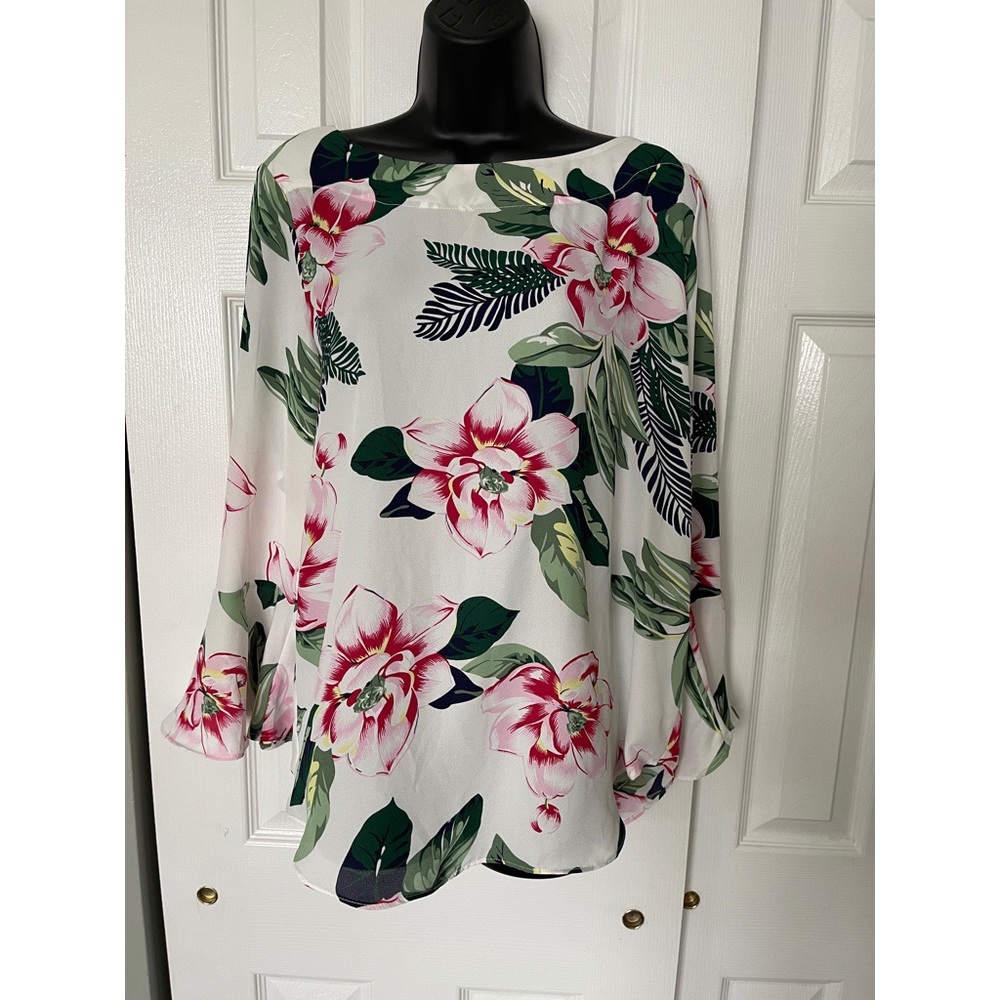 Floral Blouse, NWT Size L